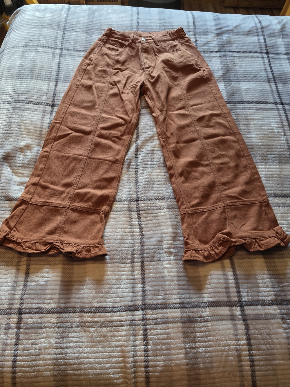 Women's Rust Ruffle-Hem Wide Leg Jeans